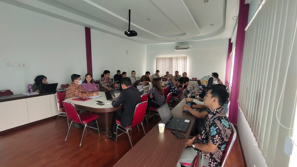 Fakultas FBH Universitas Nusa Putra Gelar Rapat Persiapan Akreditasi Internasional AQAS